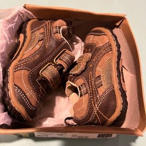 New Stride Rite Landon Shoes 4 XW